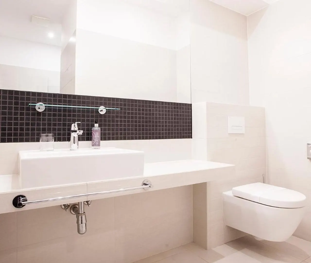 Portal House Apartments Krakow Aparthotel